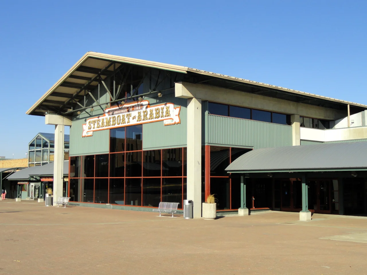 Arabia Steamboat Museum, 400 Grand Boulevard, Kansas City, Missouri, USA. The ship Arabia sank in the Missouri River on September 5, 1856, and was rediscovered in 1988. Photography was permitted in the museum without restriction.