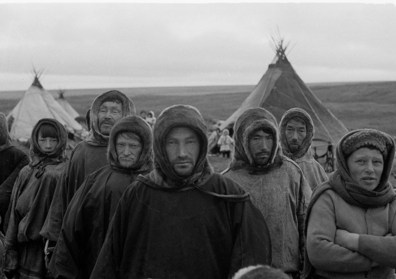 Reindeer breeders on the Baydaratskaya tundra on the Yamal Peninsula in northern Siberia. Victor Zagumyonnov later recalled that he made this picture while on assignment with a group of journalists to document the use of aviation in the national economy. World Press Photo 1980 Photo Contest, General News, Singles, 2nd prize.